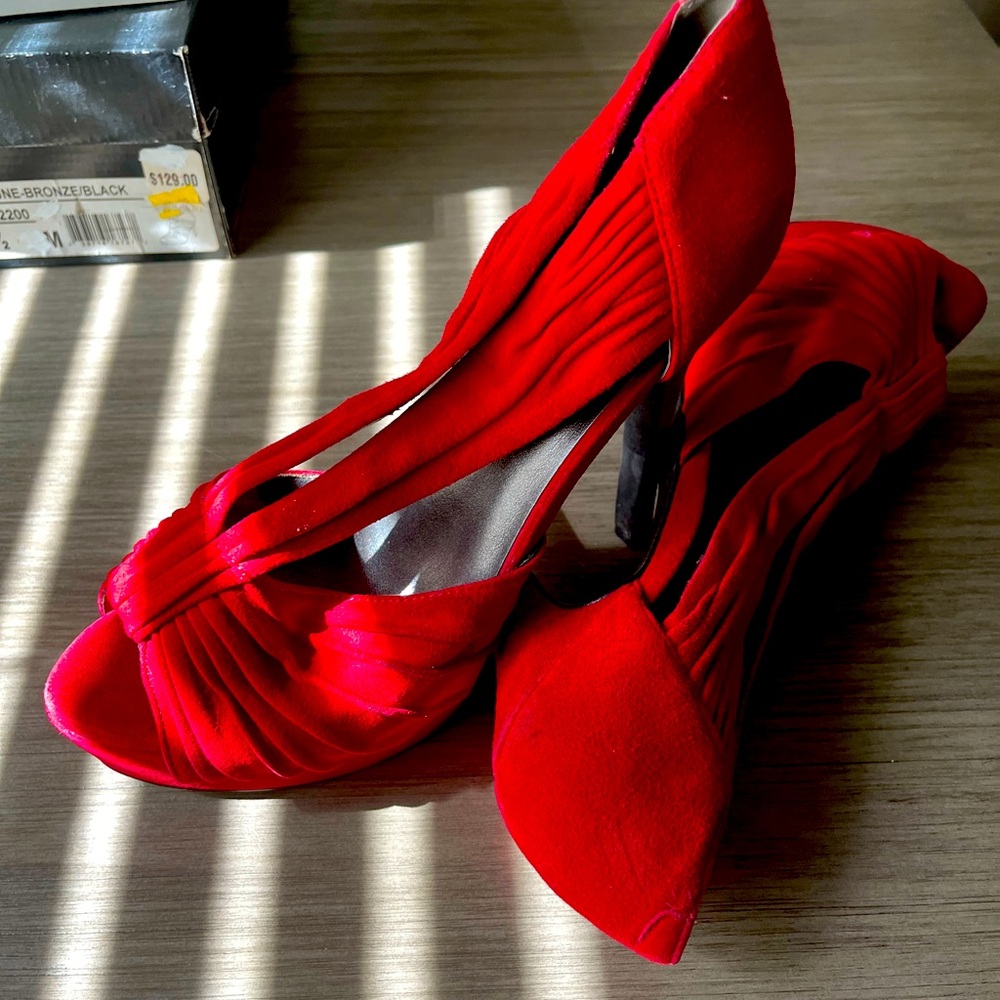 Red Jessica Simpson Heels 8 1/2
